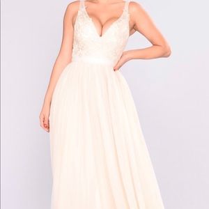 Fashion Nova Magical moment lace dress (Beige)